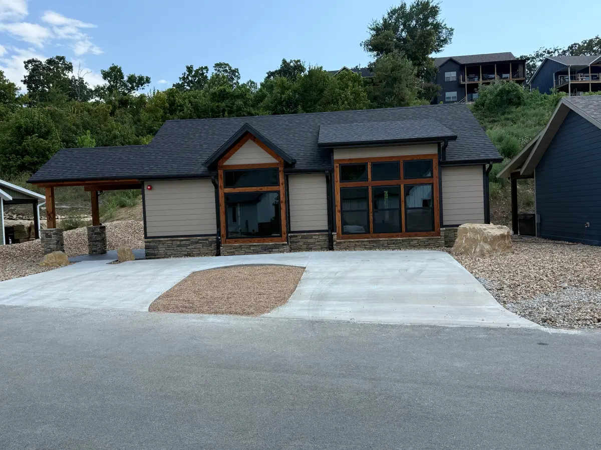 403 Lookout Flts, Branson, MO 65616 - Image #1