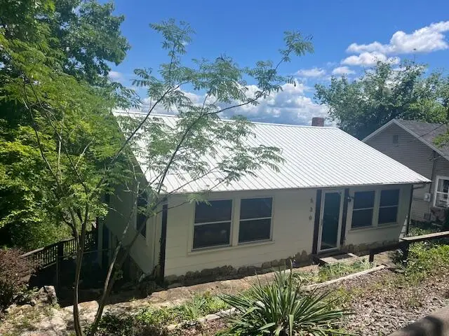 530 Taneycomo Hill Drive, Hollister, MO 65672 - Image #2