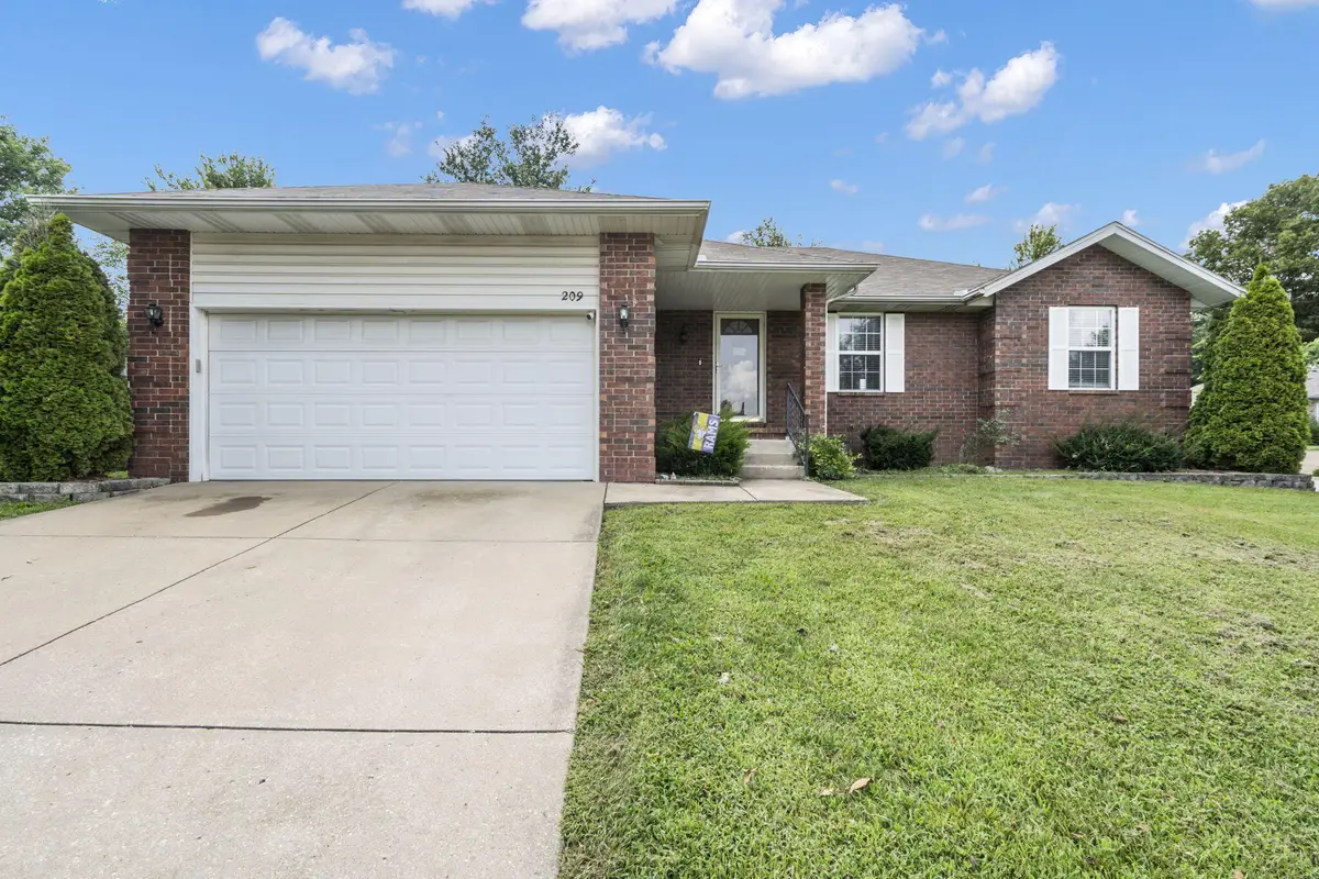 209 Shady Acres Circle, Nixa, MO 65714 - Image #1