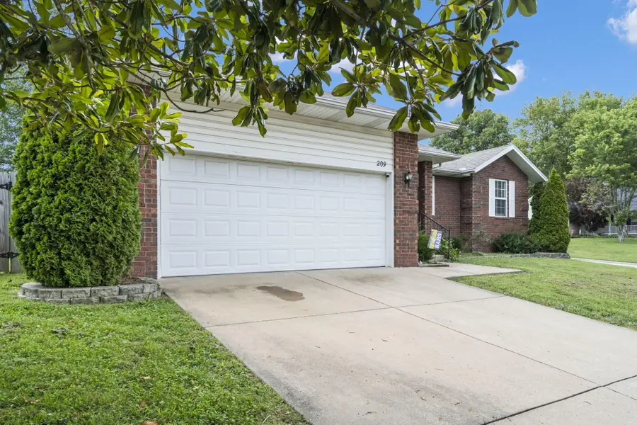 209 Shady Acres Circle, Nixa, MO 65714 - Image #2