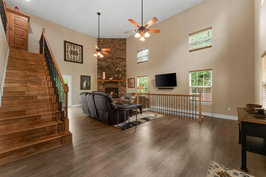 721 Shore Road, Powersite, MO 65731 - Image #3