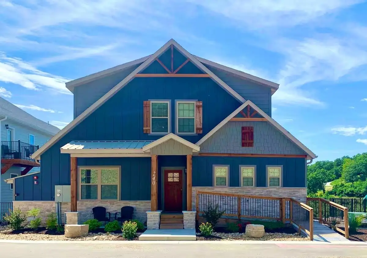 240 Chateau Cove Drive, Branson, MO 65616 - Image #1