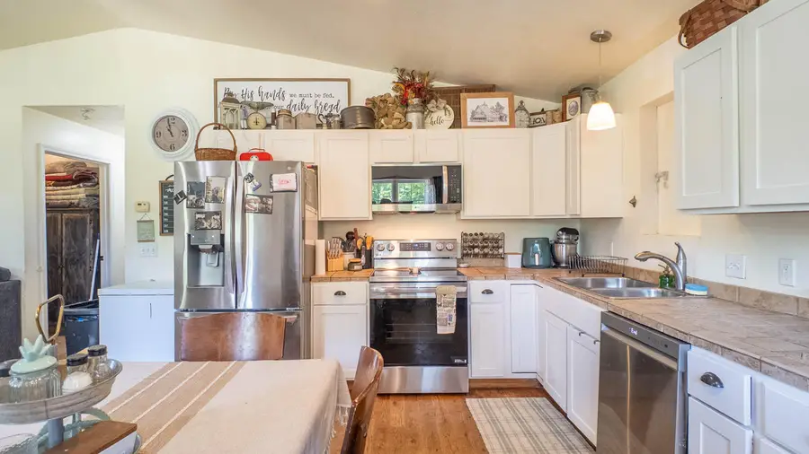 889 County Road 101, Alton, MO 65606 - Image #3