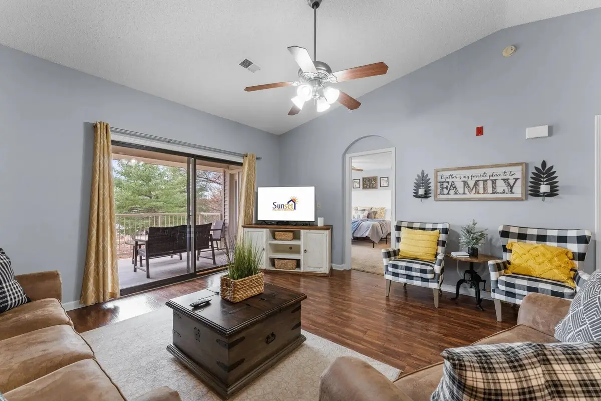 350 S Wildwood Drive #B-11, Branson, MO 65616 - Image #1