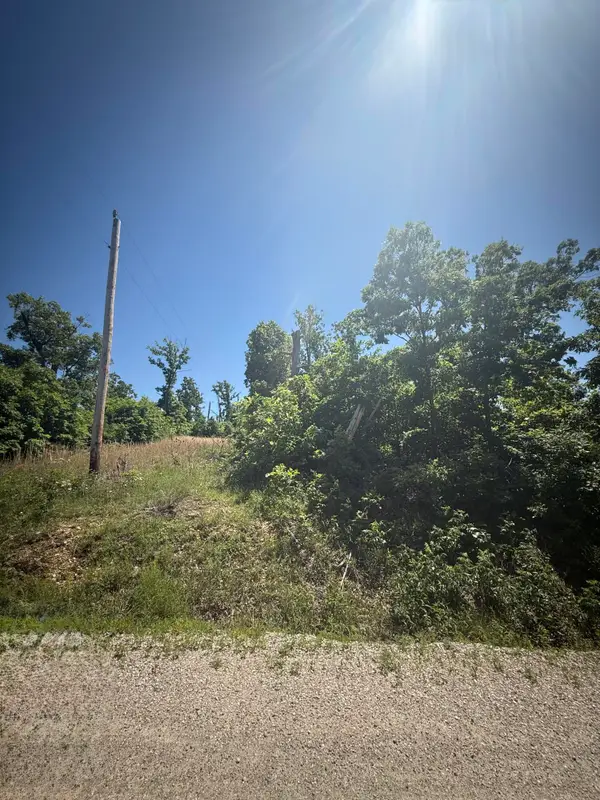 000 Stanton Road, Richland, MO 65556