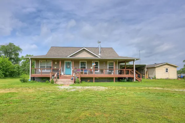 1142 Route F, Anderson, MO 64831