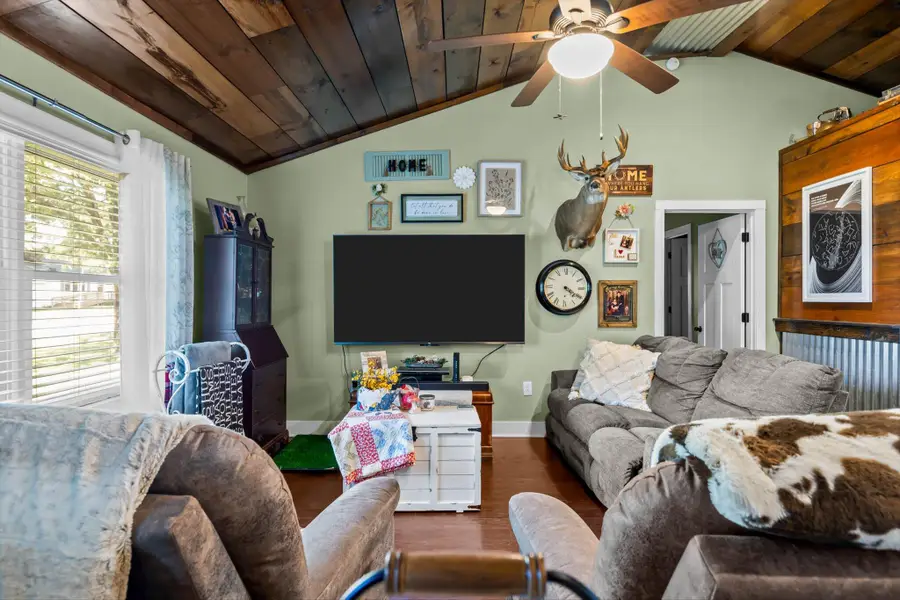 720 E Burford Street, Marshfield, MO 65706 - Image #3