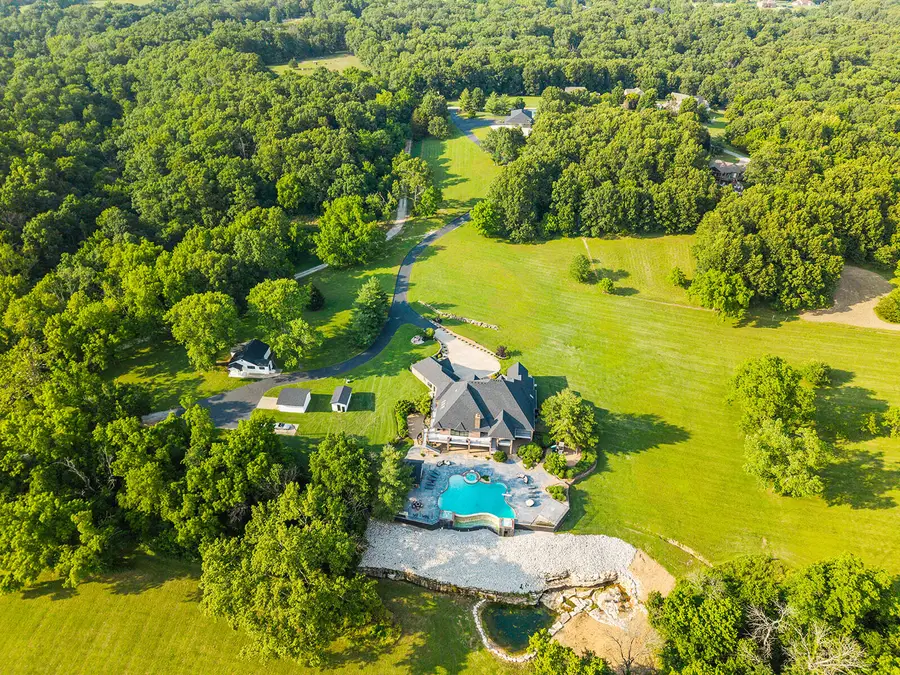 621 S Woodhaven Road, Nixa, MO 65714 - Image #3