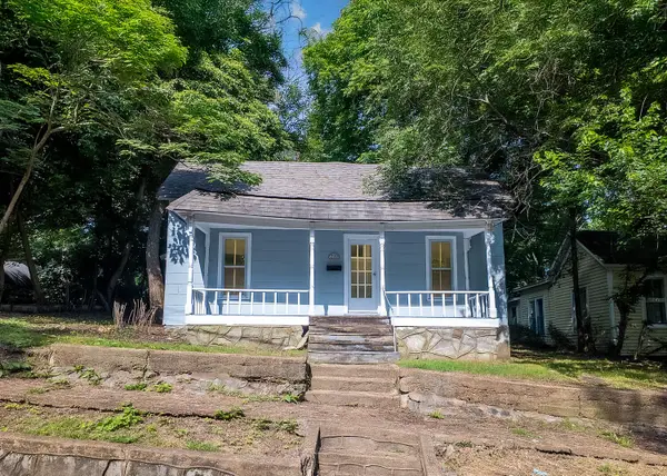 220 South 3rd Street, Thayer, MO 65791