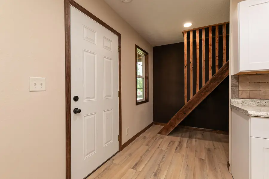 311 College Street, Crane, MO 65633 - Image #3