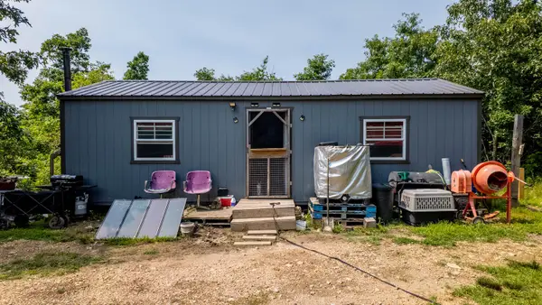 10254 Stella Way, Birch Tree, MO 65438