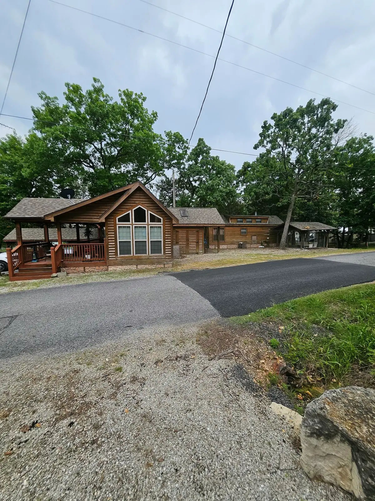 462 Jellystone Avenue, Hollister, MO 65672 - Image #1