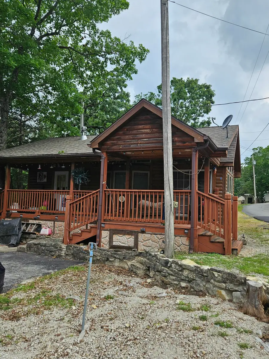 462 Jellystone Avenue, Hollister, MO 65672 - Image #2