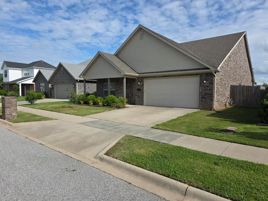 6159 W Limerick Way, Fayetteville, AR 72704 - Image #2