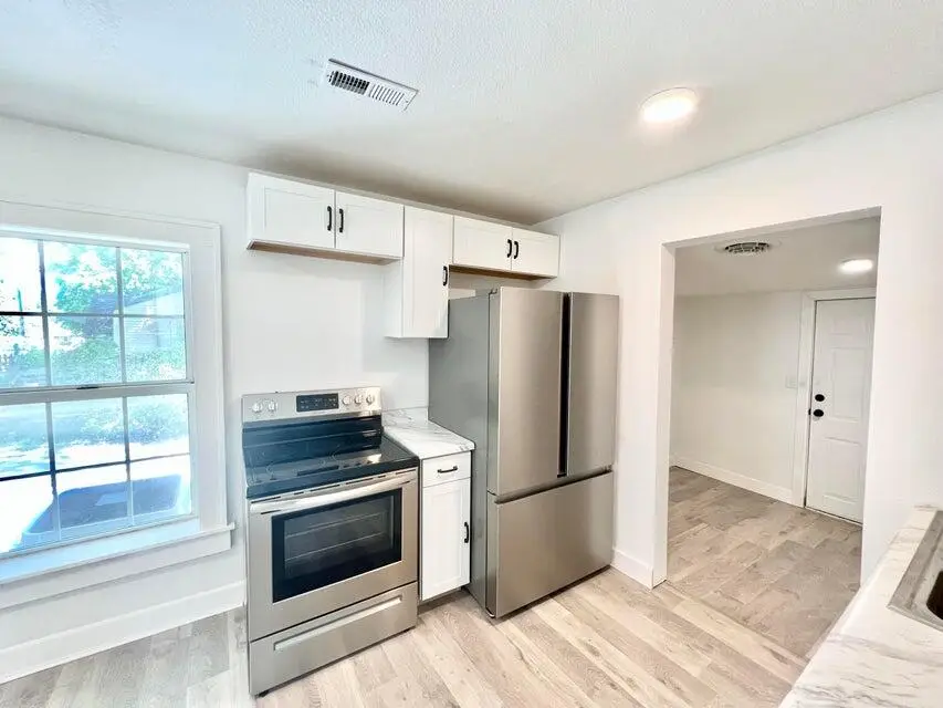 900 N Eagle Avenue, Springfield, MO 65802 - Image #3