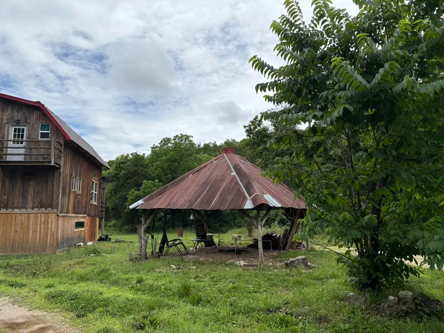 421 N Emory Creek Road, Walnut Shade, MO 65771 - Image #3