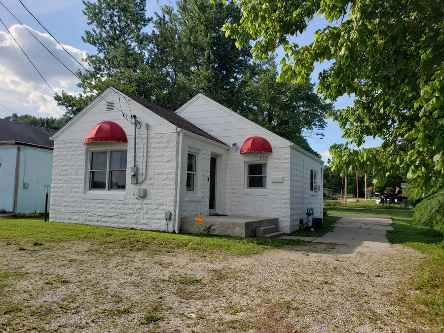 1108 E Cleveland Avenue, Monett, MO 65708 - Image #2