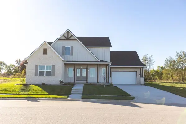 1319 E Valley Trail Drive, Republic, MO 65738