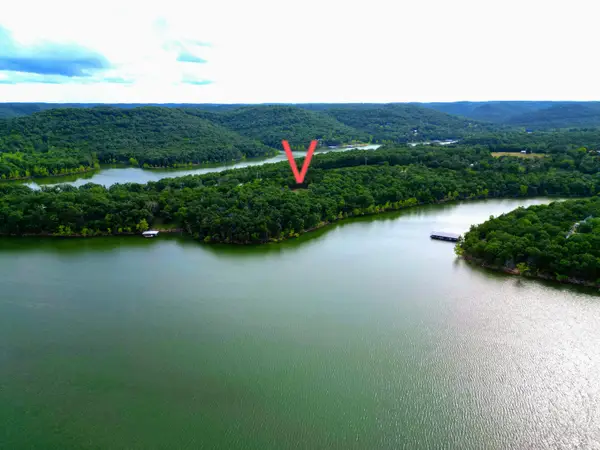 000 Wooley Creek Road, Cape Fair, MO 65624