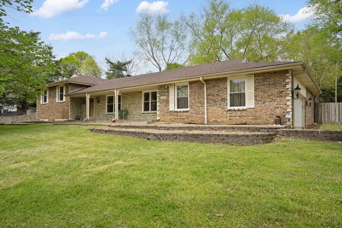 5757 E Meadowmere Street, Springfield, MO 65809 - Image #1