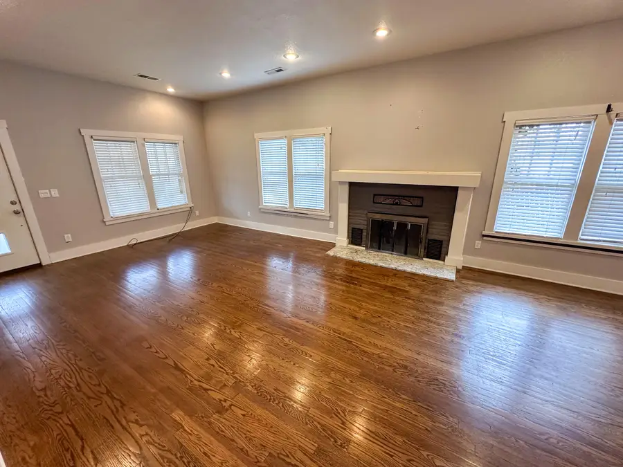 220 Preacher Roe Boulevard, West Plains, MO 65775 - Image #3