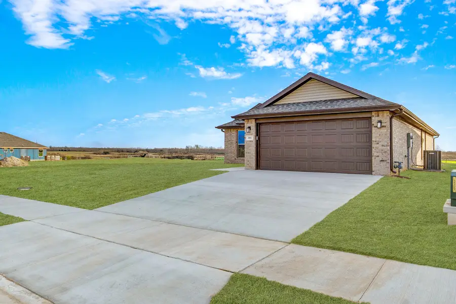 805 Aberdeen Avenue, Carl Junction, MO 64834 - #3