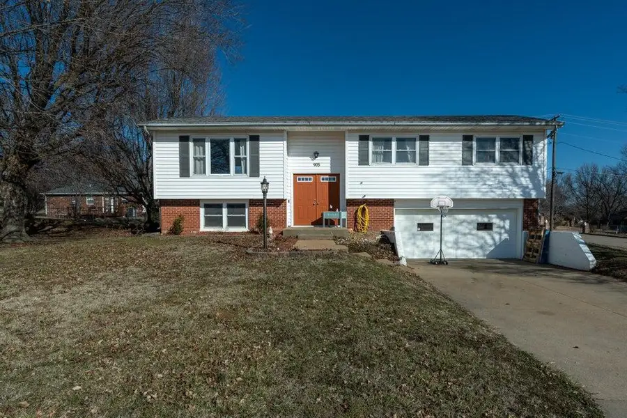 905 E Drake Street, Bolivar, MO 65613 - Image #2