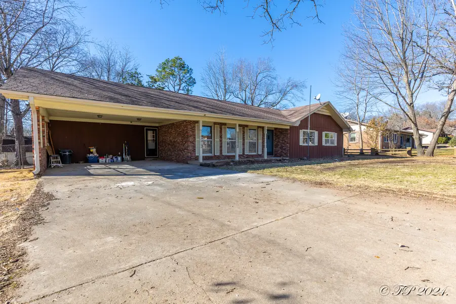 2823 Laurie Drive, West Plains, MO 65775 - Image #2