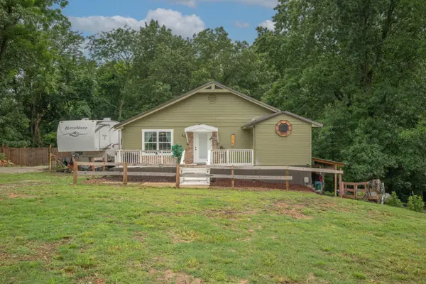 80 Pleasant Ridge Road, Pineville, MO 64856