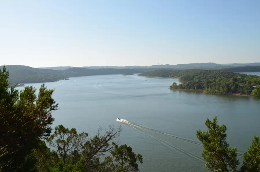 233 Cliffside Drive, Galena, MO 65656 - Image #3