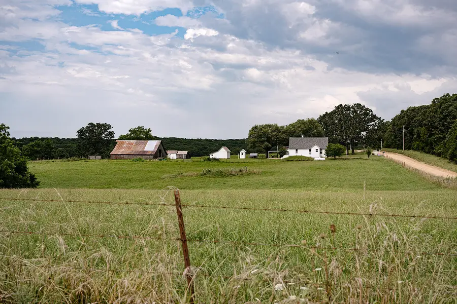 31926 County Road 40, Cross Timbers, MO 65634 - Image #3