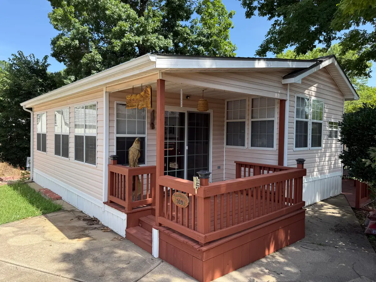 309 Fall Creek Drive, Branson, MO 65616 - Image #1