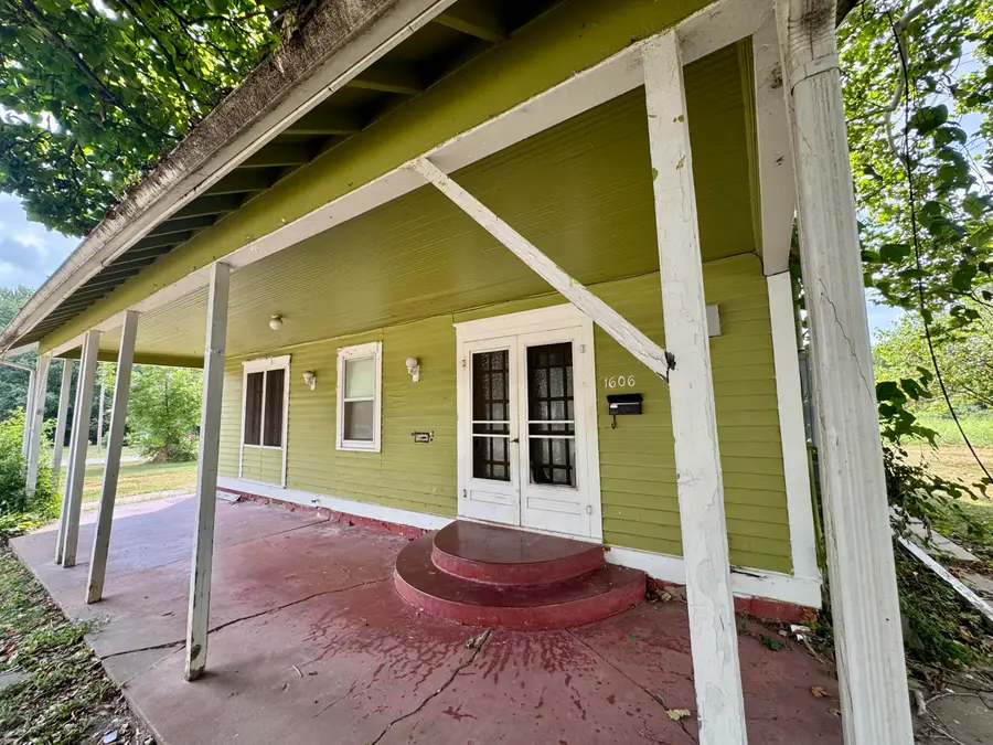 1606 E Blaine Street, Springfield, MO 65803 - Image #2