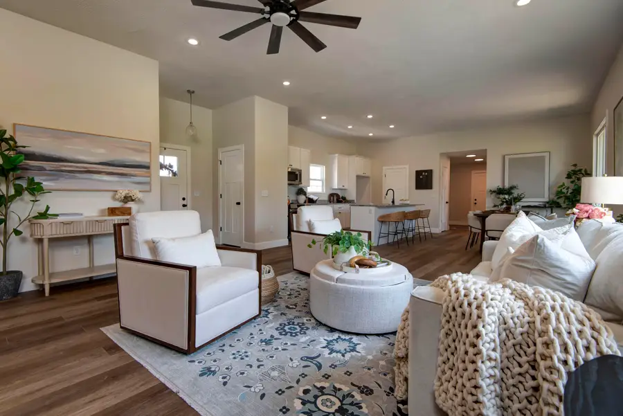 3692 W Overland Street, Springfield, MO 65807 - Image #2