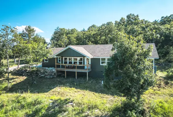 20412 Farm Road 2275, Eagle Rock, MO 65641