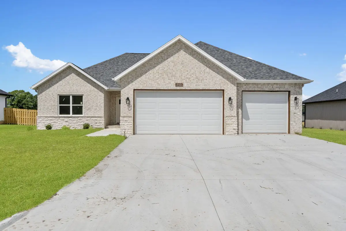 5255 Logan Drive, Battlefield, MO 65619 - Image #1