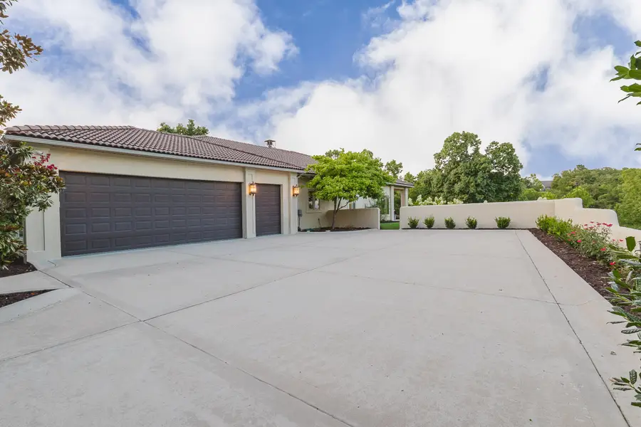 128 Pebble Beach Drive, Branson, MO 65616 - #2