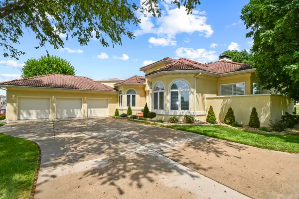 5650 S Coldstream Drive, Springfield, MO 65809