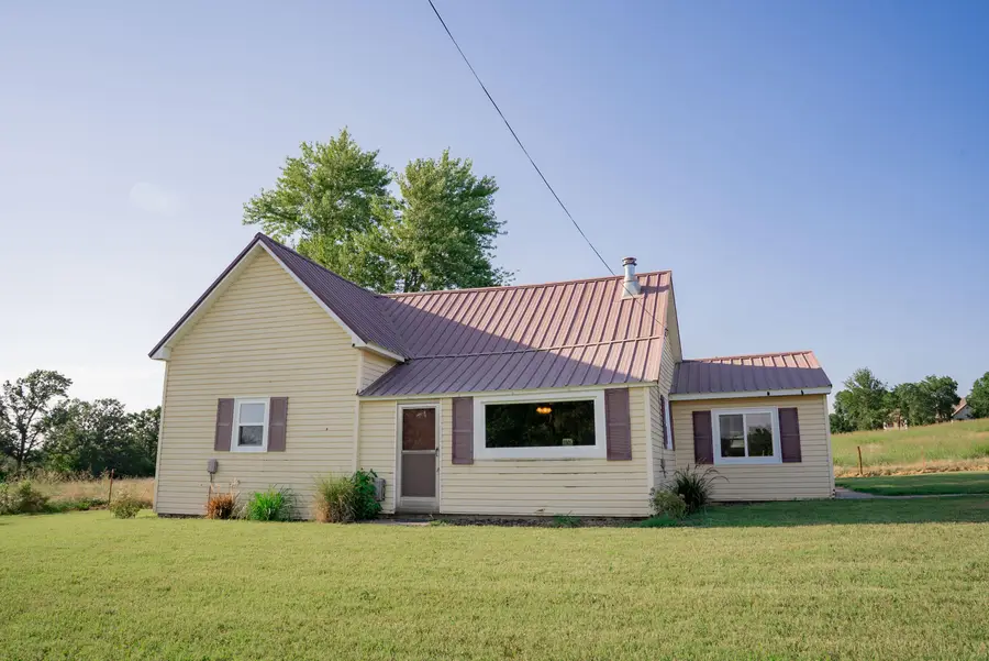 11861 E 1350 Road, Stockton, MO 65785 - Image #2