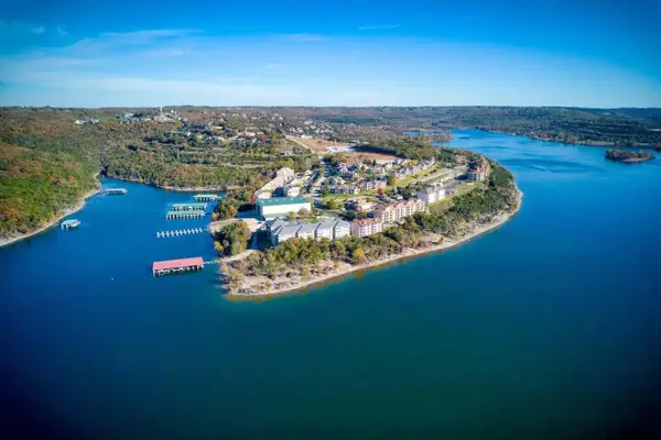 135 Upper Emerald Bay Circle #G-13, Hollister, MO 65672