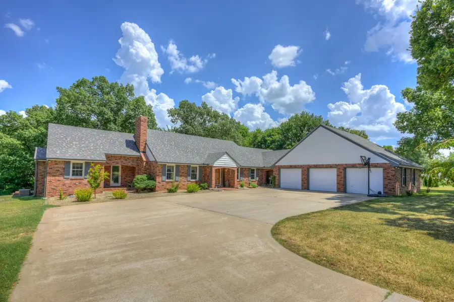 201 Karen Drive, Carl Junction, MO 64834 - Image #2