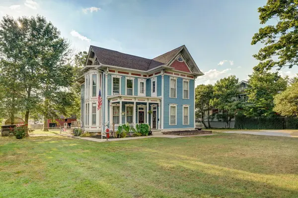 505 N Walnut Street, Pierce City, MO 65723