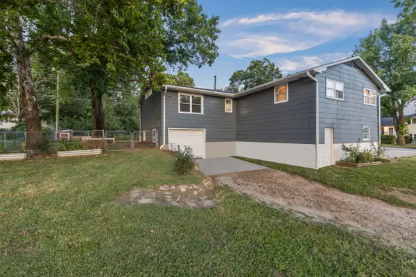 203 W Freeman Street, El Dorado Springs, MO 64744