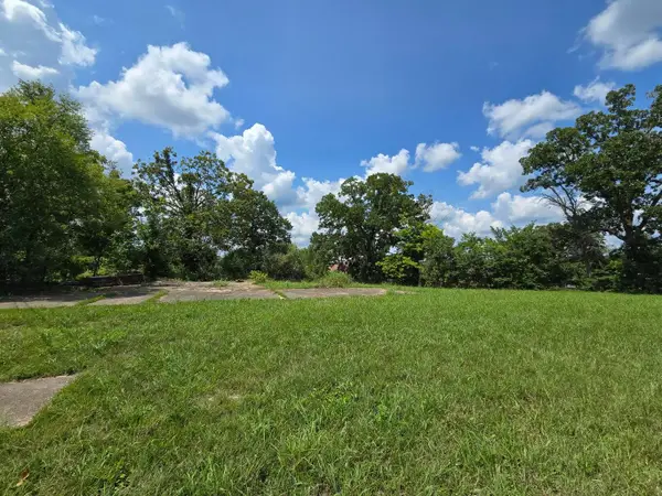 000 Highway 54, Hermitage, MO 65668