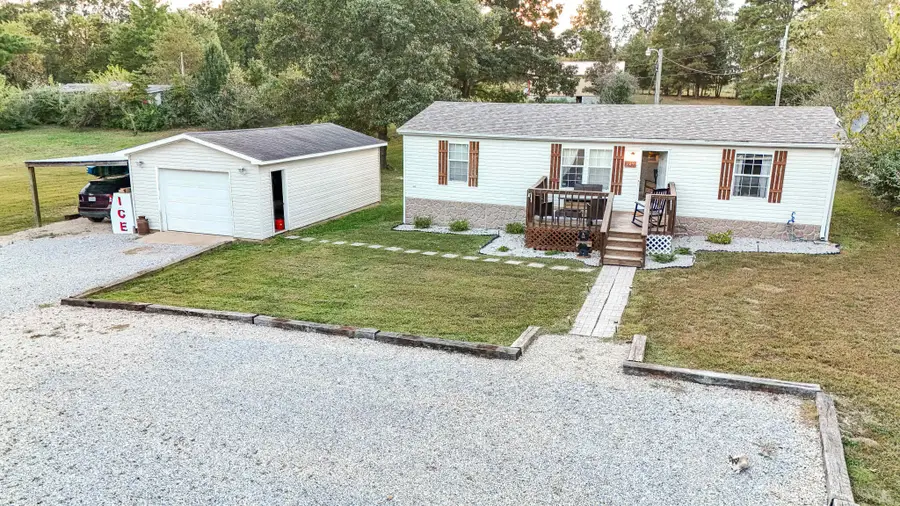 649 Eagle Avenue, Summersville, MO 65571 - Image #2