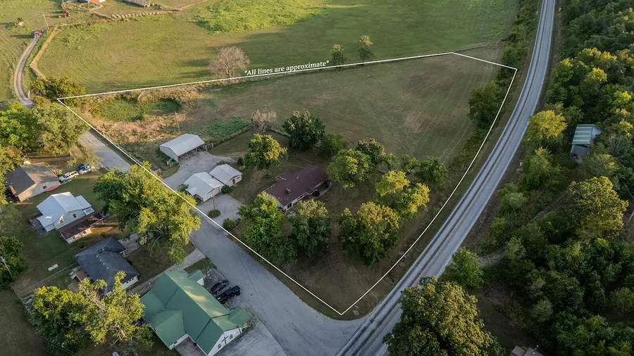 130 Church Street, Bradleyville, MO 65614 - Image #2