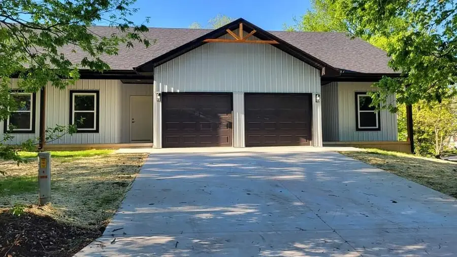 304-310 W Grant Street, Buffalo, MO 65622 - Image #2