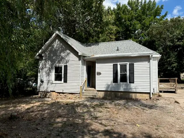 2136 N Washington Avenue, Springfield, MO 65803 - Image #1