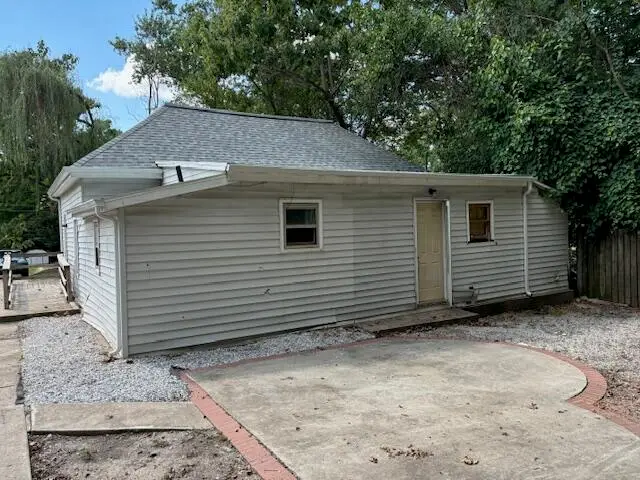 2136 N Washington Avenue, Springfield, MO 65803 - Image #3