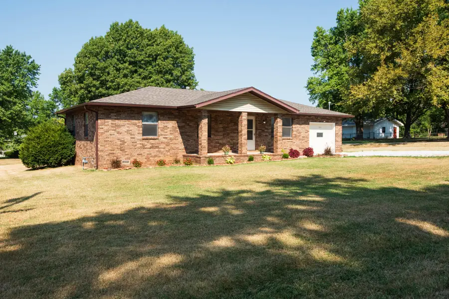 301 S Walnut Street, Walnut Grove, MO 65770 - Image #3